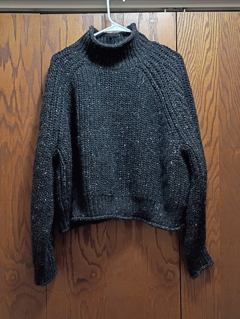 H and M Black / White Specks Women's Chunky Turtleneck Sweater